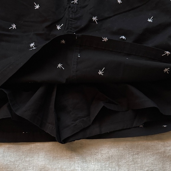 Croft & Barrow Black Skort with White Palm Tree Embroidery & Pockets Sz 16 - Picture 4 of 5